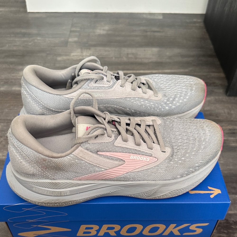 Brooks Adrenaline GTS 24